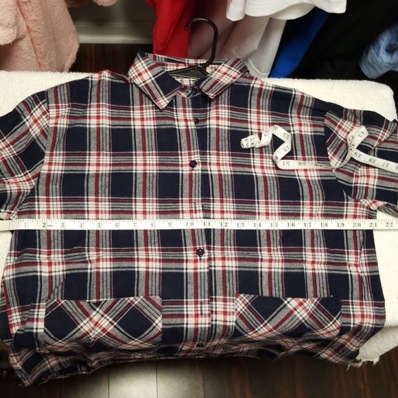 Cotton Plaid Button Down Shirt with Pockets NWOT - Picture 5 of 8